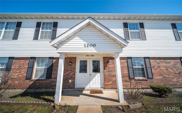 1202 Condo Drive, Rolla, MO 65401