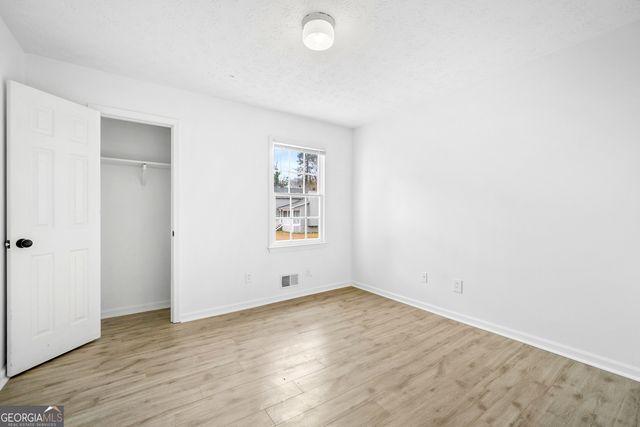 2385 Waterford Park Drive, Lawrenceville, GA 30044