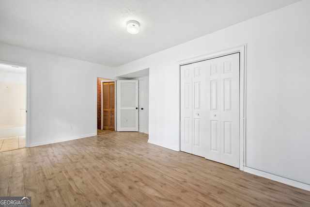 2385 Waterford Park Drive, Lawrenceville, GA 30044