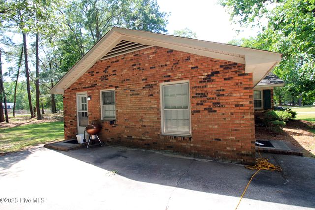 6000 River Road 1, Washington, NC 27889