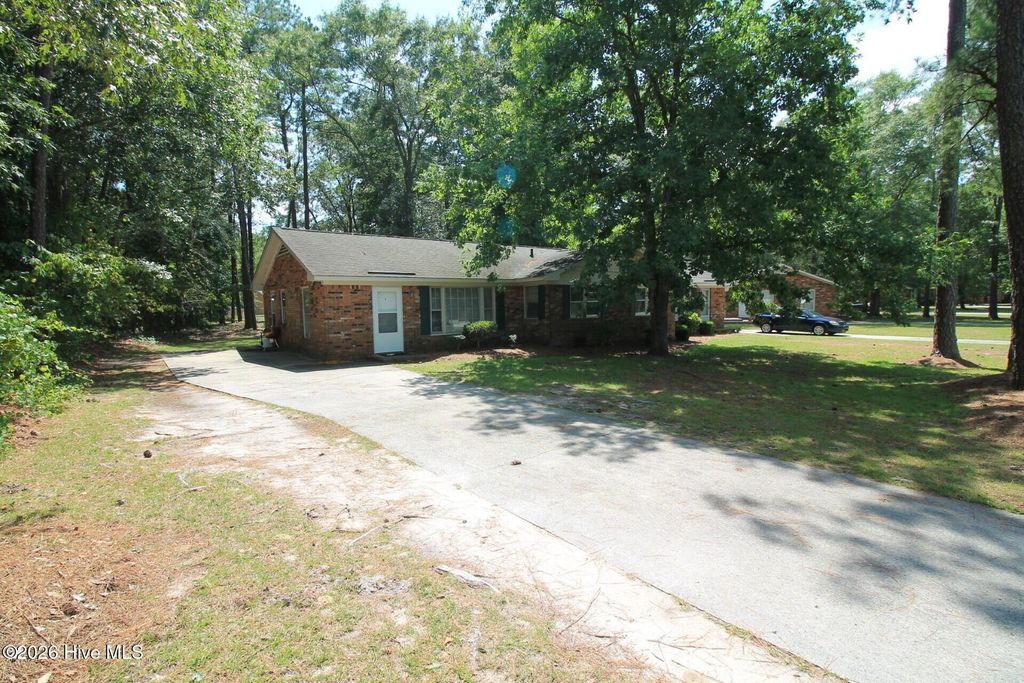 6000 River Road 1, Washington, NC 27889