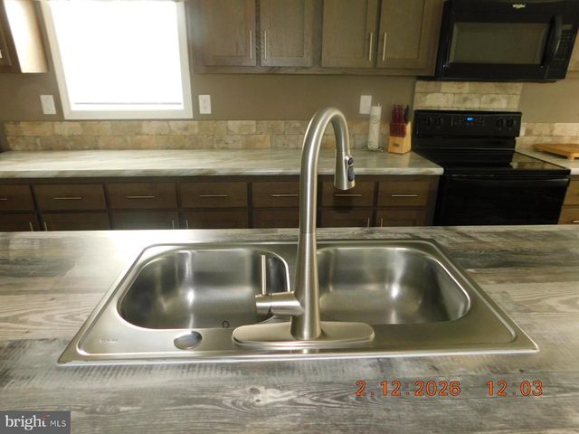 2 WHITE OAK DR, Perryville, MD 21903