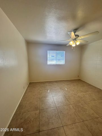 5233 E University Drive Apt B, Mesa, AZ 85205