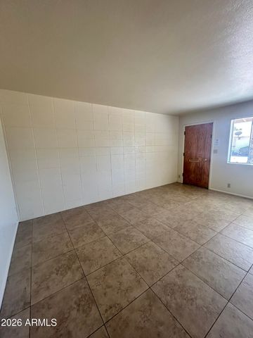 5233 E University Drive Apt B, Mesa, AZ 85205