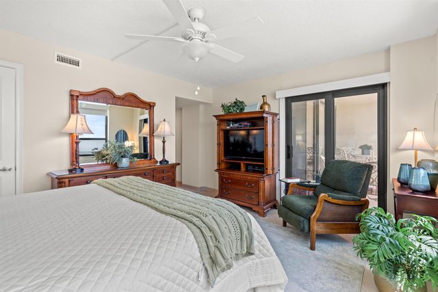 10200 Beach Club Dr Apt 9D, Myrtle Beach, SC 29572