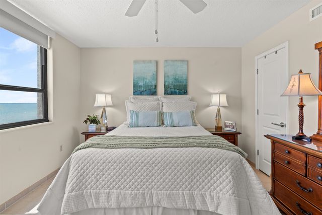 10200 Beach Club Dr Apt 9D, Myrtle Beach, SC 29572