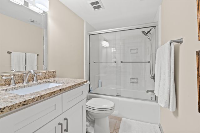 10200 Beach Club Dr Apt 9D, Myrtle Beach, SC 29572