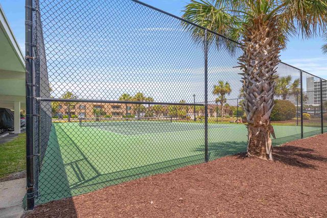 10200 Beach Club Dr Apt 9D, Myrtle Beach, SC 29572