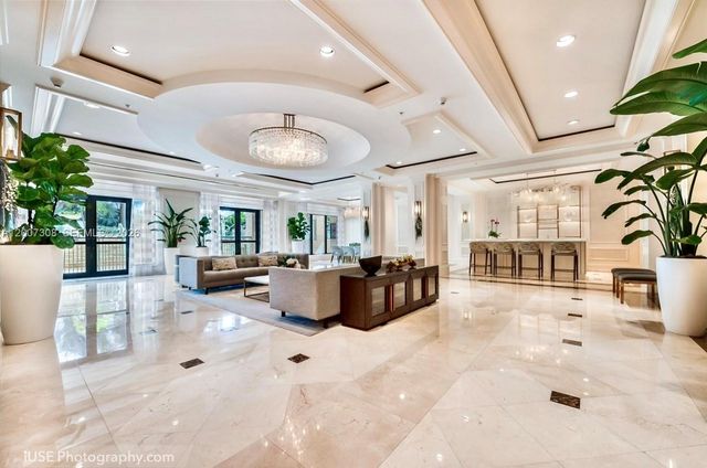 3400 SW 27th Ave 805, Coconut Grove, FL 33133