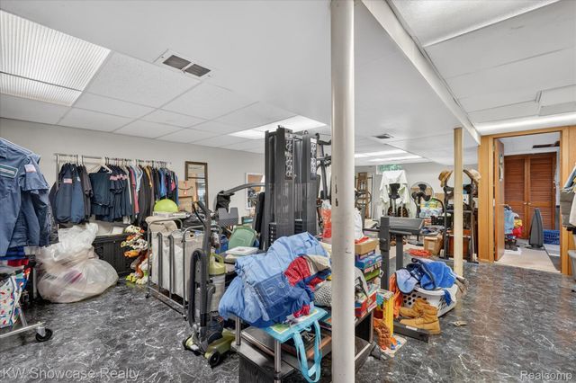 3762 Lakewood Drive, Waterford Charter Township, MI 48329