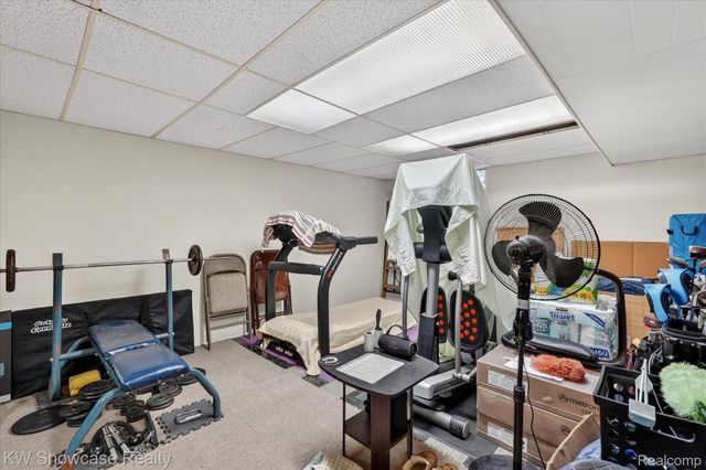 3762 Lakewood Drive, Waterford Charter Township, MI 48329