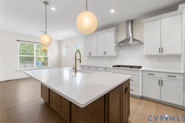 8370 Roden Dr, Mechanicsville, VA 23111