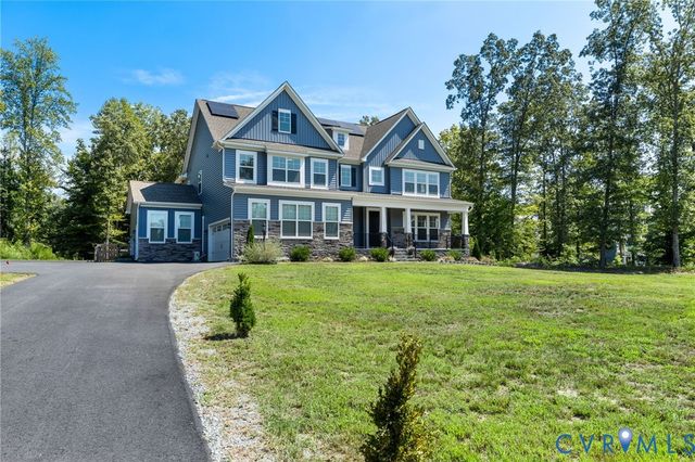 8370 Roden Dr, Mechanicsville, VA 23111