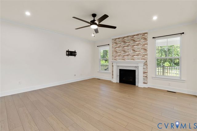 8370 Roden Dr, Mechanicsville, VA 23111
