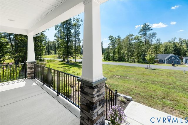 8370 Roden Dr, Mechanicsville, VA 23111