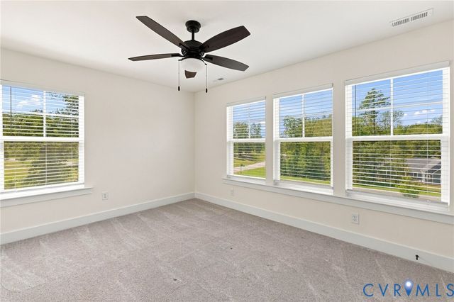 8370 Roden Dr, Mechanicsville, VA 23111