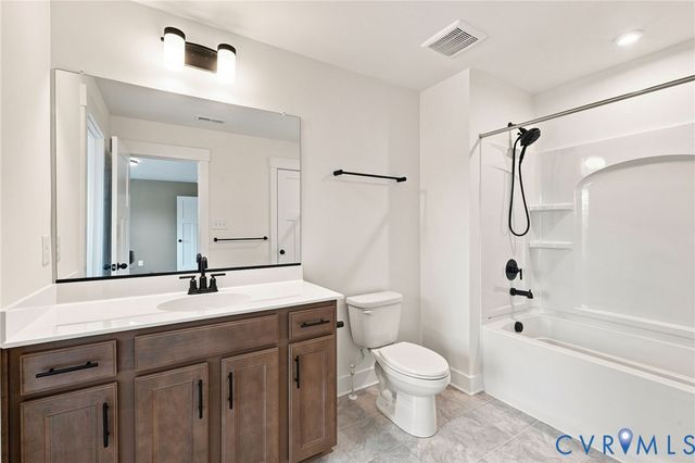 8370 Roden Dr, Mechanicsville, VA 23111