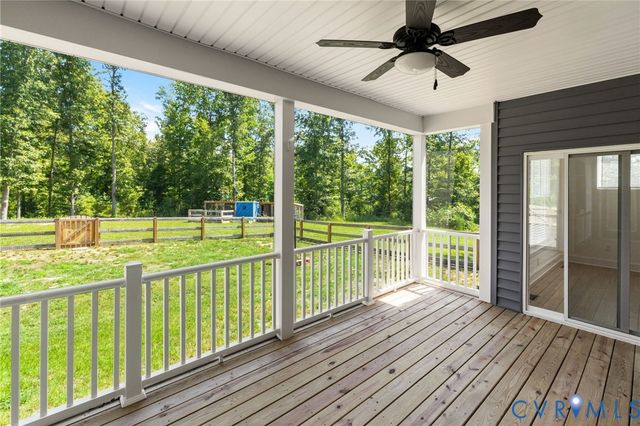 8370 Roden Dr, Mechanicsville, VA 23111