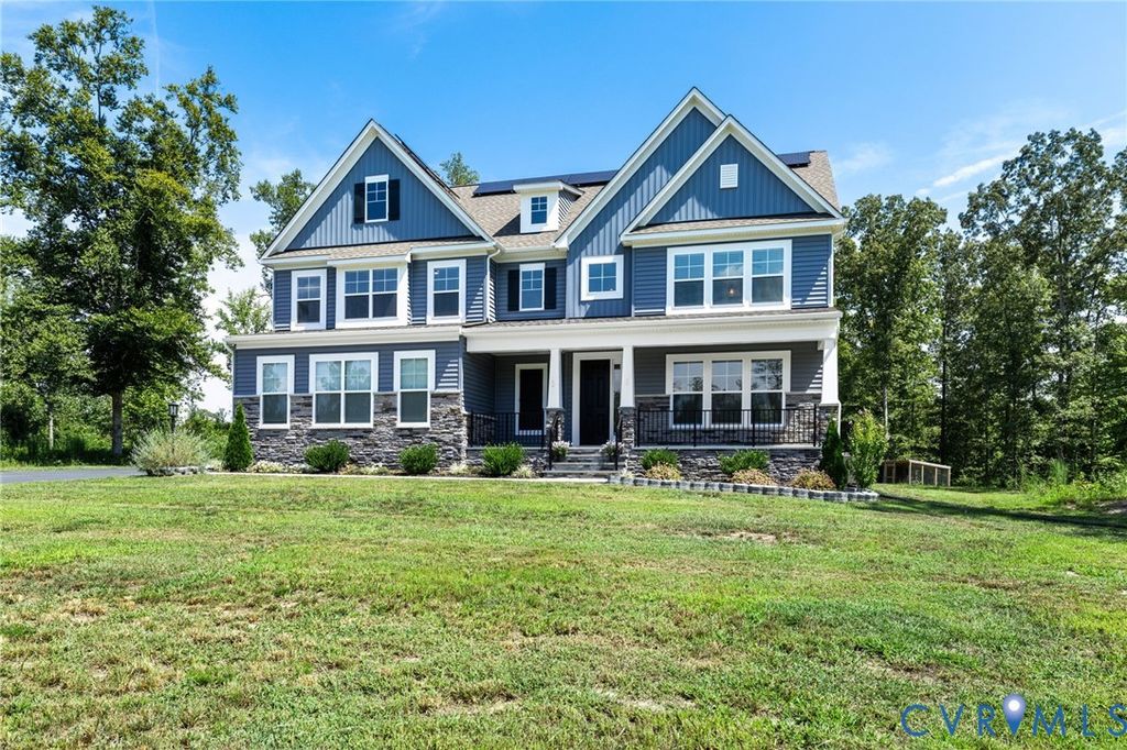 8370 Roden Dr, Mechanicsville, VA 23111