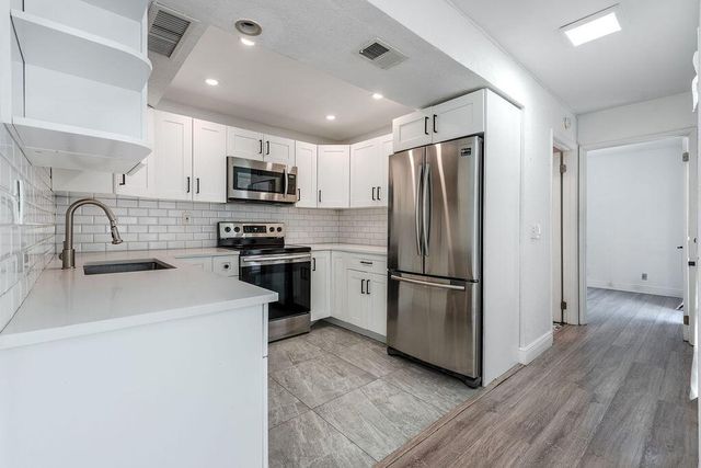 8050 Severn Drive C, Boca Raton, FL 33433