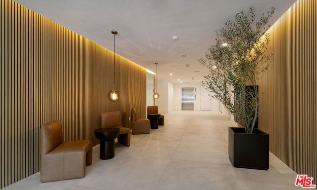 3651 Regal Place 201, Los Angeles, CA 90068