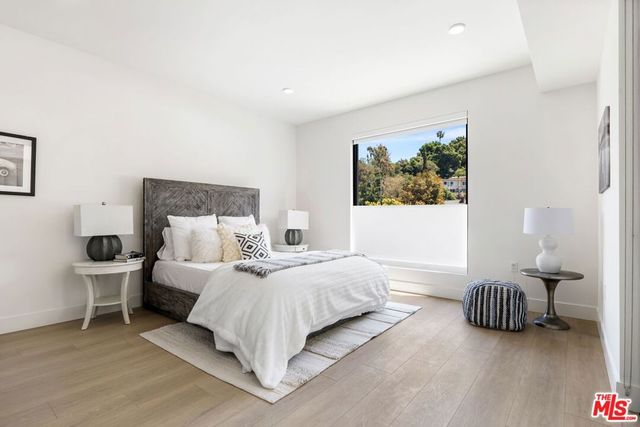 3651 Regal Place 201, Los Angeles, CA 90068