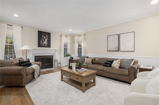 5 Morgan Court, Lincoln, RI 02865