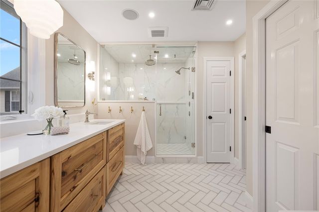 5 Morgan Court, Lincoln, RI 02865