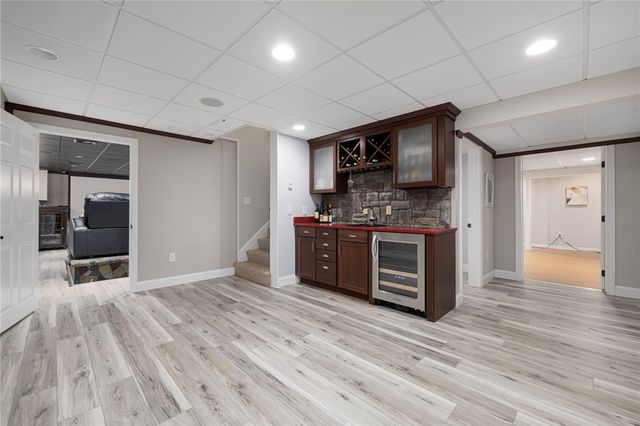 5 Morgan Court, Lincoln, RI 02865