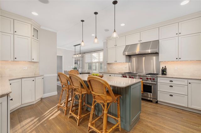 5 Morgan Court, Lincoln, RI 02865