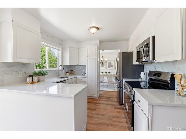 11607 E Mexico Ave, Aurora, CO 80012