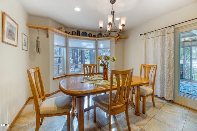 18793 Tuscarora Lane, Bend, OR 97702