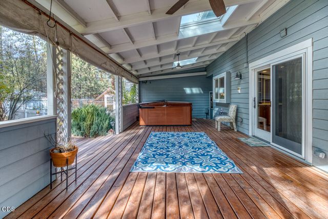 18793 Tuscarora Lane, Bend, OR 97702