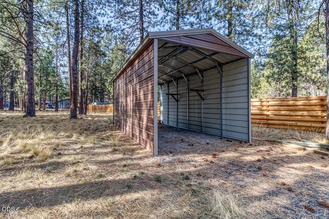 18793 Tuscarora Lane, Bend, OR 97702