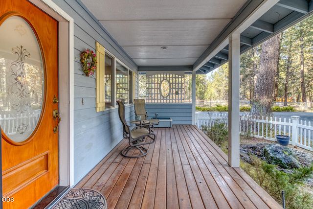 18793 Tuscarora Lane, Bend, OR 97702
