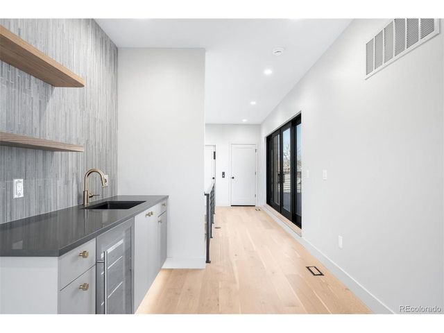 407 Madison St, Denver, CO 80206