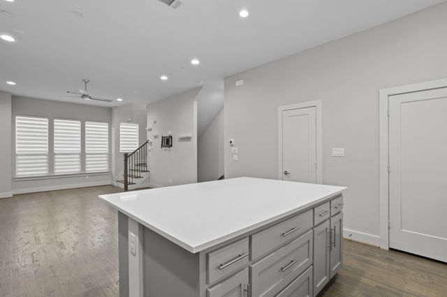 4914 Live Oak Street 7, Dallas, TX 75206