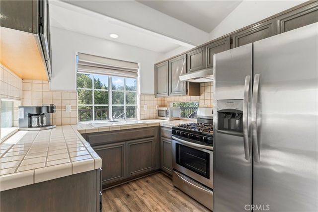 1242 Evergreen, Lake Arrowhead, CA 92352