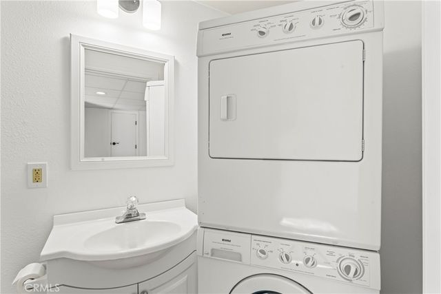 1242 Evergreen, Lake Arrowhead, CA 92352