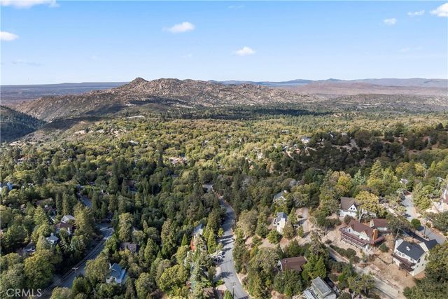 1242 Evergreen, Lake Arrowhead, CA 92352