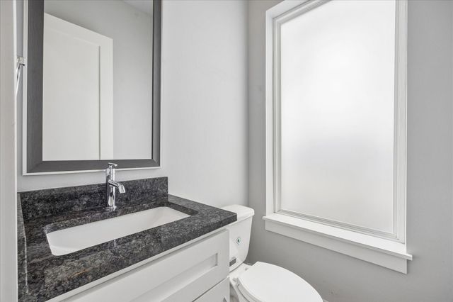 411 Grove Street C, Houston, TX 77020