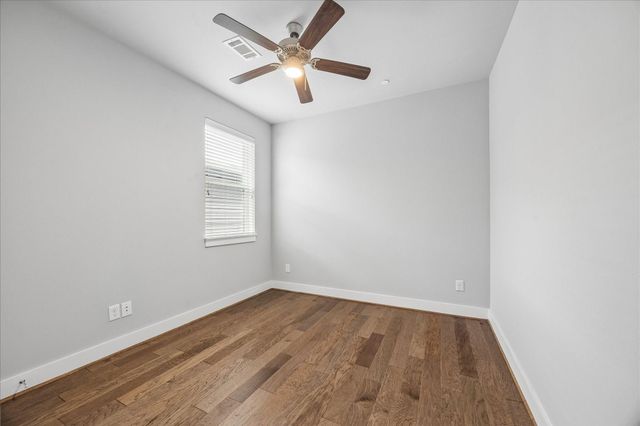 411 Grove Street C, Houston, TX 77020