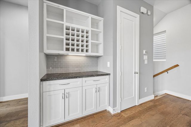 411 Grove Street C, Houston, TX 77020