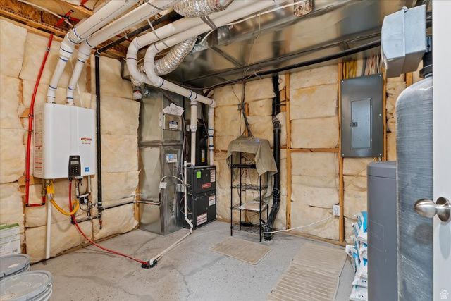 2869 S DRAKE AVE, Saratoga Springs, UT 84045