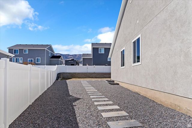 2869 S DRAKE AVE, Saratoga Springs, UT 84045