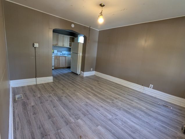 10700 S Avenue M, Chicago, IL 60617