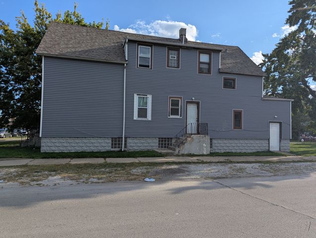10700 S Avenue M, Chicago, IL 60617