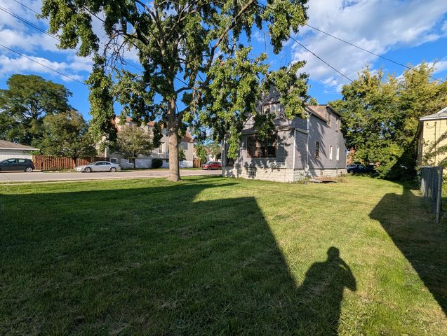 10700 S Avenue M, Chicago, IL 60617