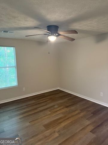 104 N meade Drive, Peachtree City, GA 30269