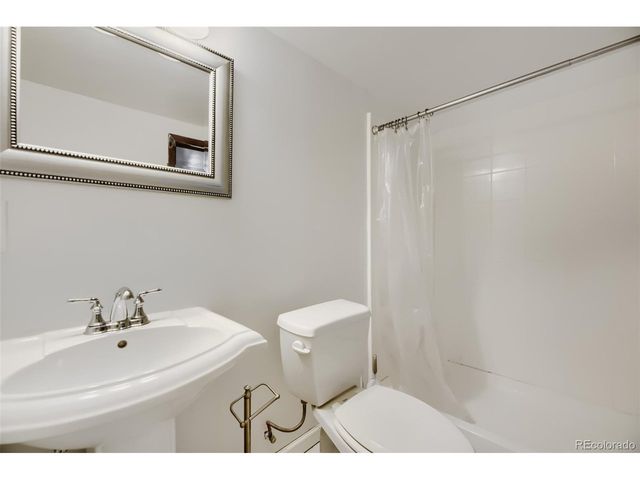 2446 S Vaughn Way C, Aurora, CO 80014